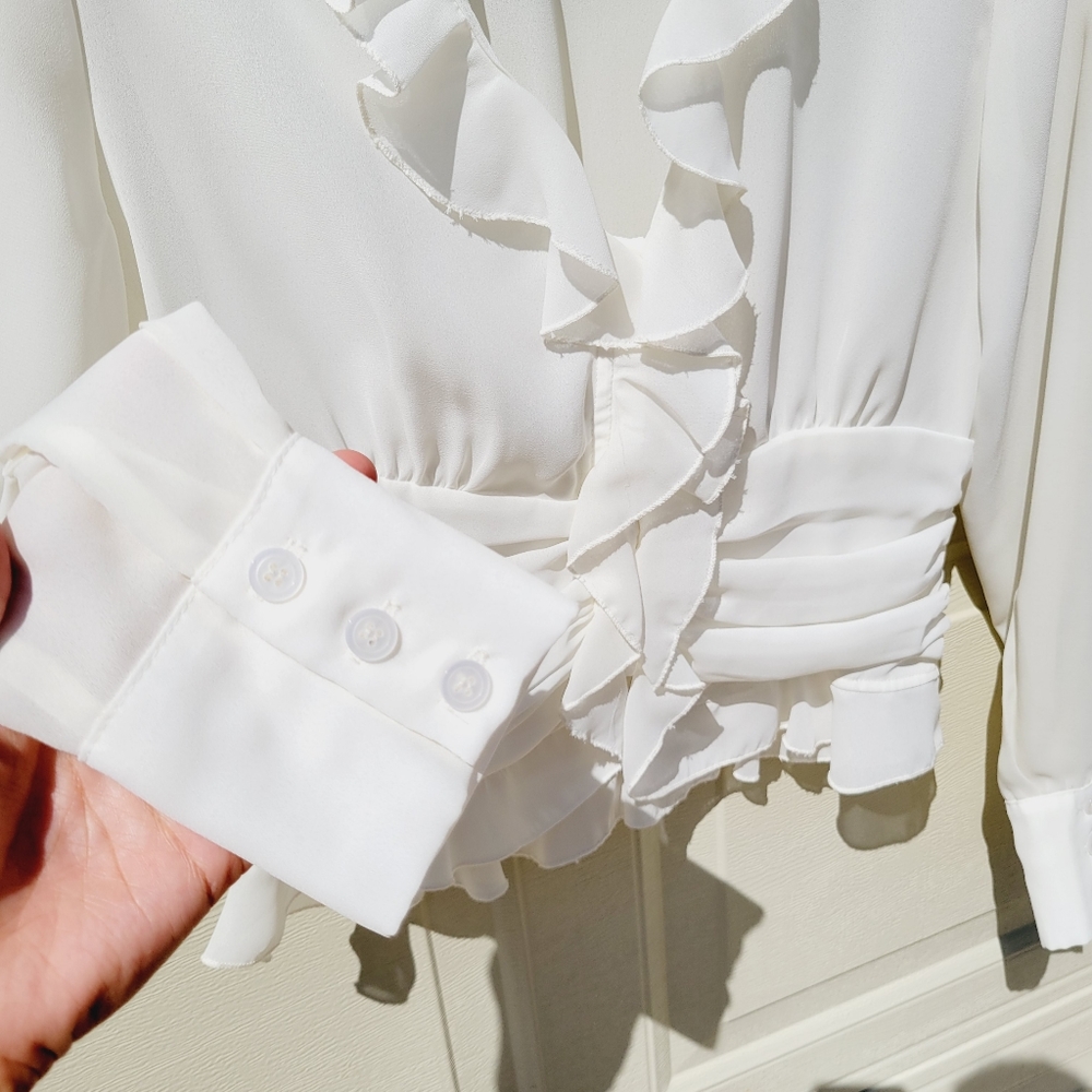 Boston Proper White Ruffled Silky Blouse size 8 - Picture 4 of 8